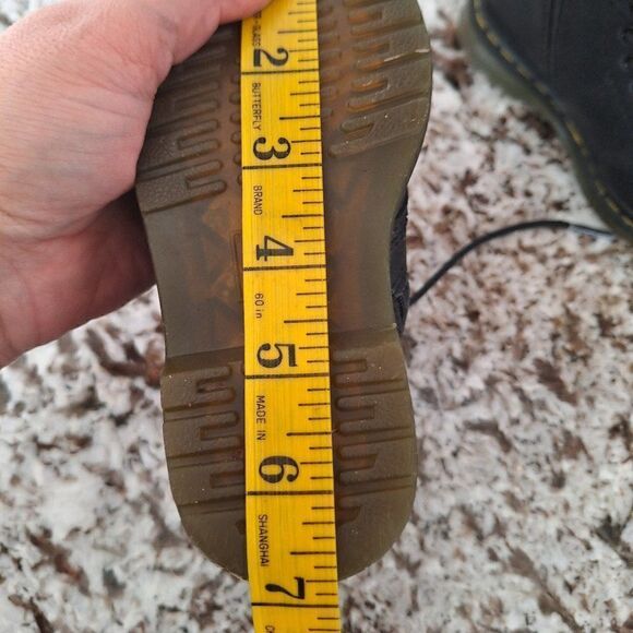 Dr. Martens boots size 8 - Picture 10 of 10